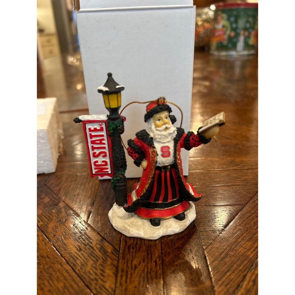 The Memory Company NC State Fight Song Santa‎ Ornament 2004 Limited Edition